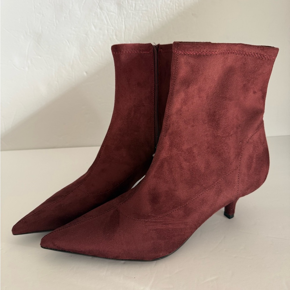 Burgundy Suede Kitten Heel Modern Ankle Pointed Toe Boots Booties Women Size 10